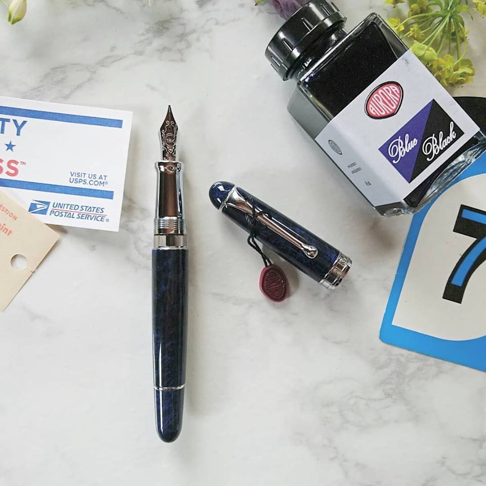 アウロラ　シガロブルー　sigaro aurora