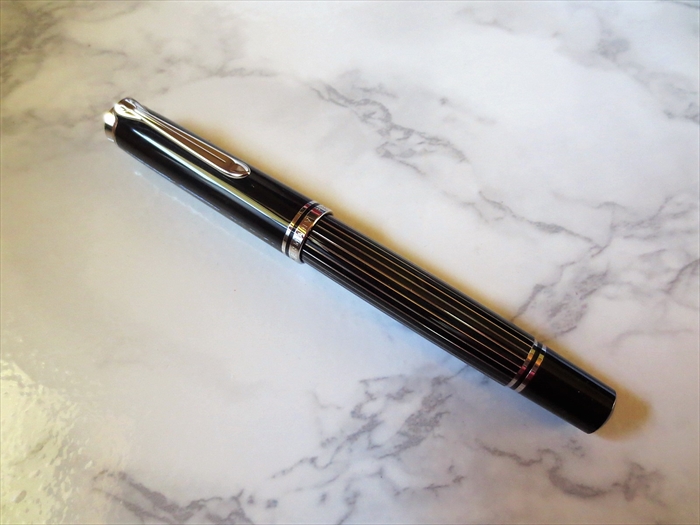 ペリカン　メタルストライプ