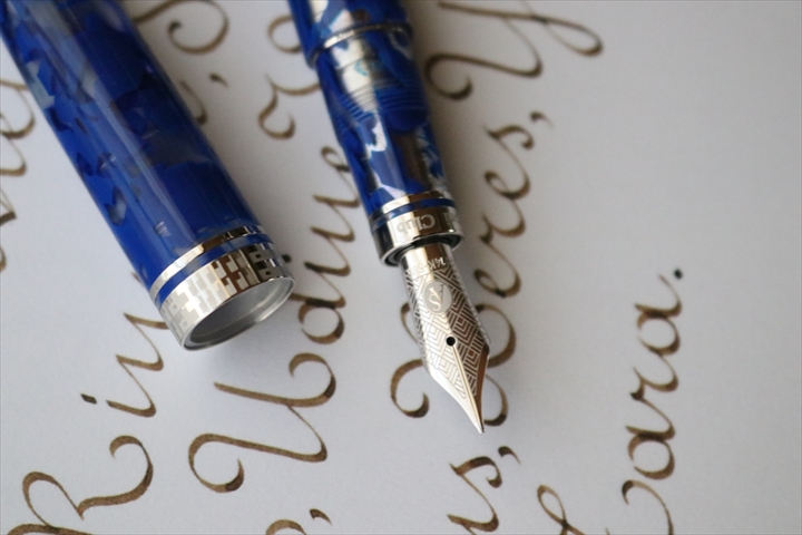 アルマンドシモーニクラブ オジヴァメディオ ブルールーセンス (ゴールド/ロジウムトリム) 万年筆 ASC Bologna Ogiva Blue Lucens Fountain Pen