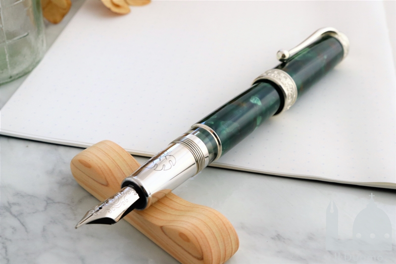 アウロラ　ジュングラ　Aurora　Jungle