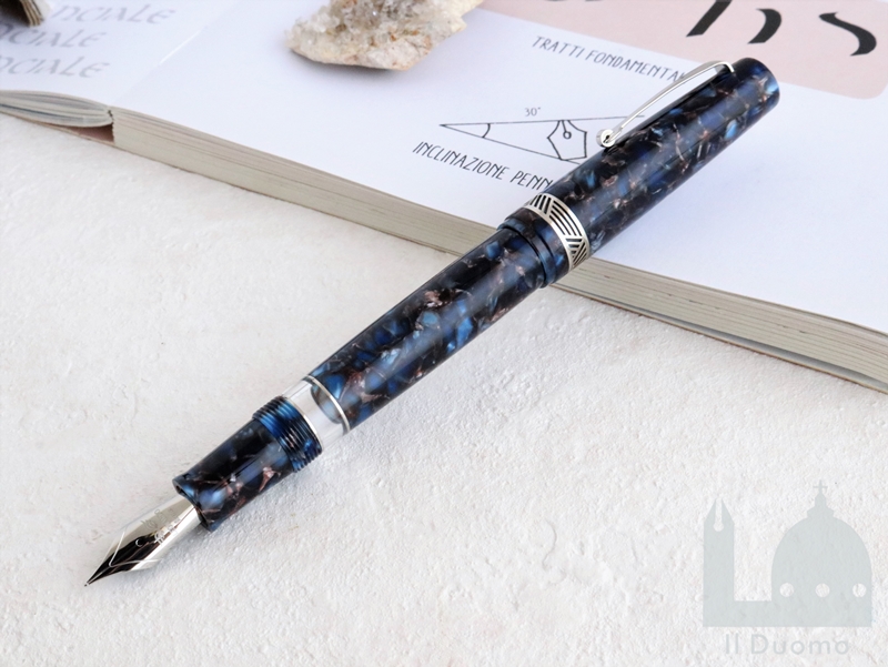 レオナルド　Leonardo Officina Italiana　書き味　字幅など