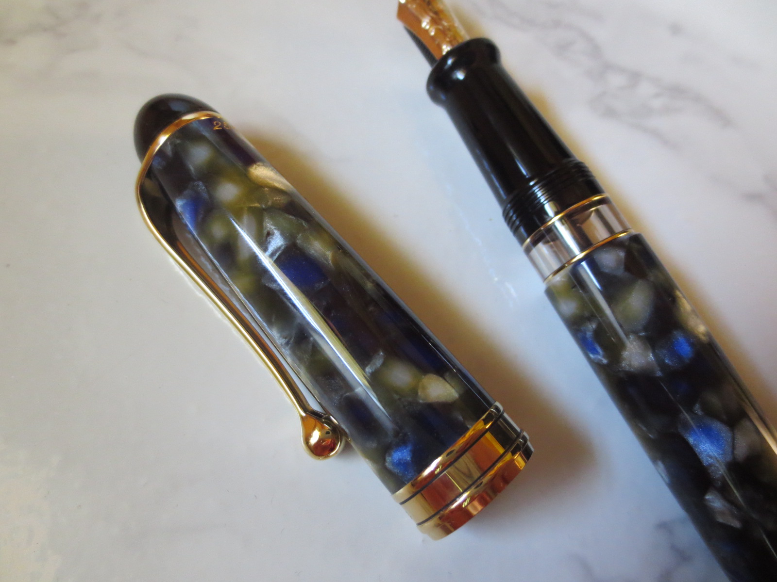 アウロラ　土星　Saturno　スタルノ　サタルノ