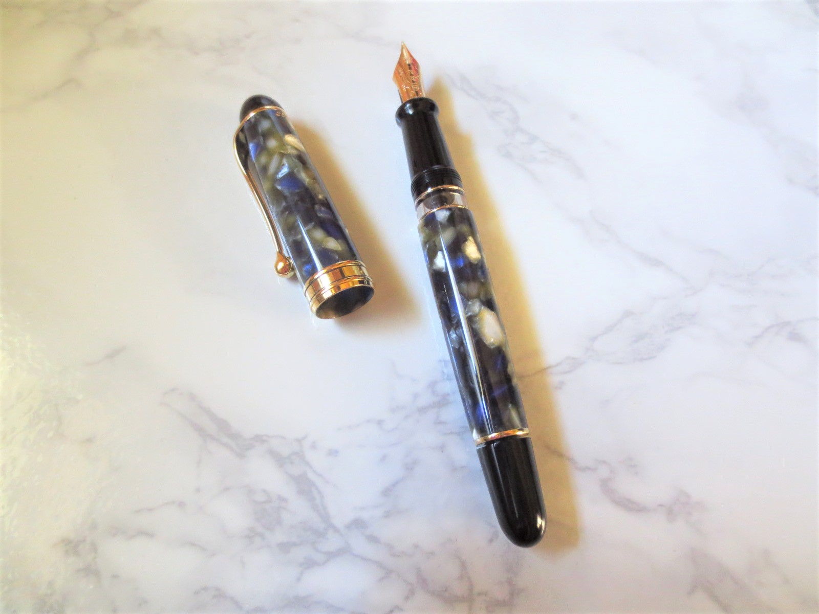 アウロラ　土星　Saturno　スタルノ　サタルノ