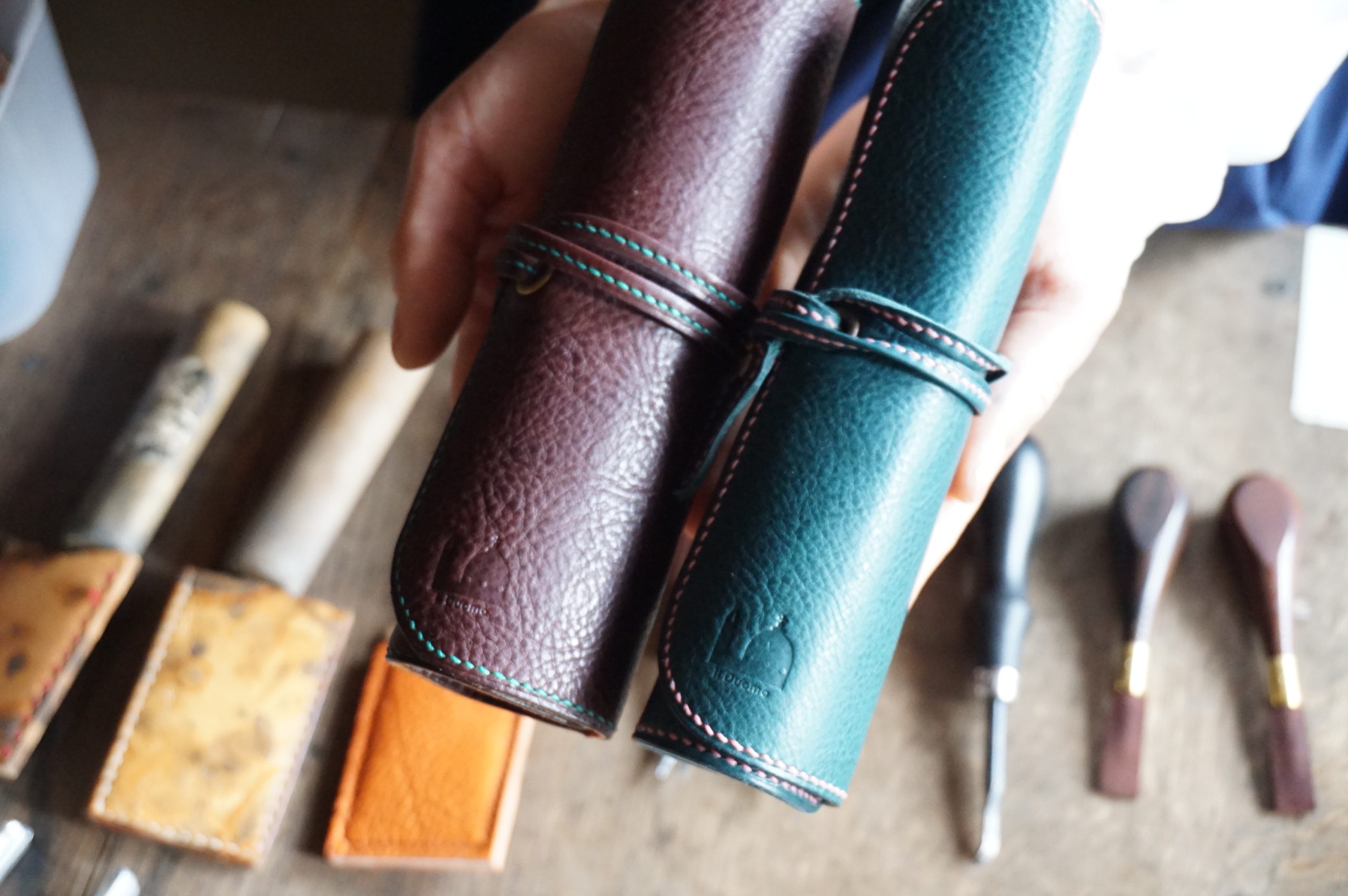 Il Duomoの万年筆のためのイタリアンレザーロールペンケースにこめた思いと特徴とは