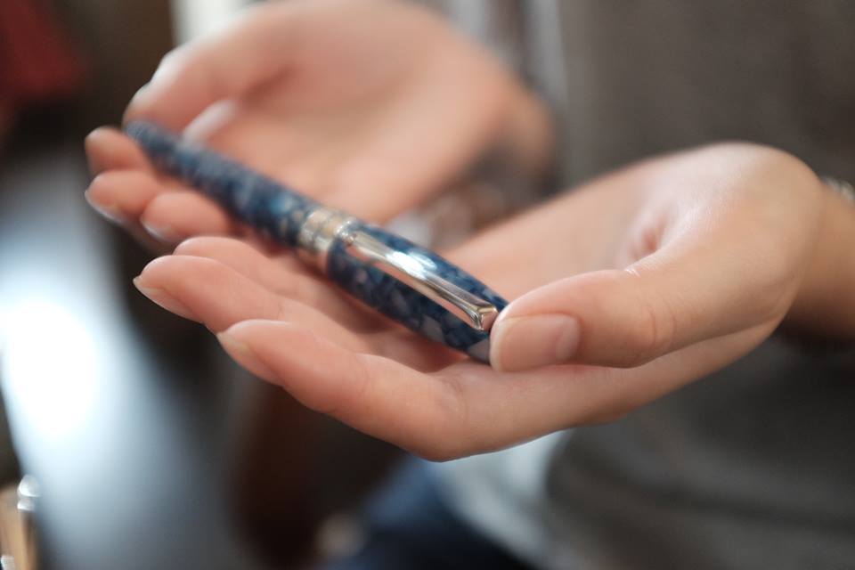 モンテグラッパ　モザイク　レジン